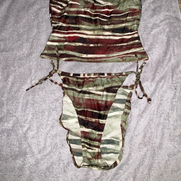 Tankini - Picture 2 of 5